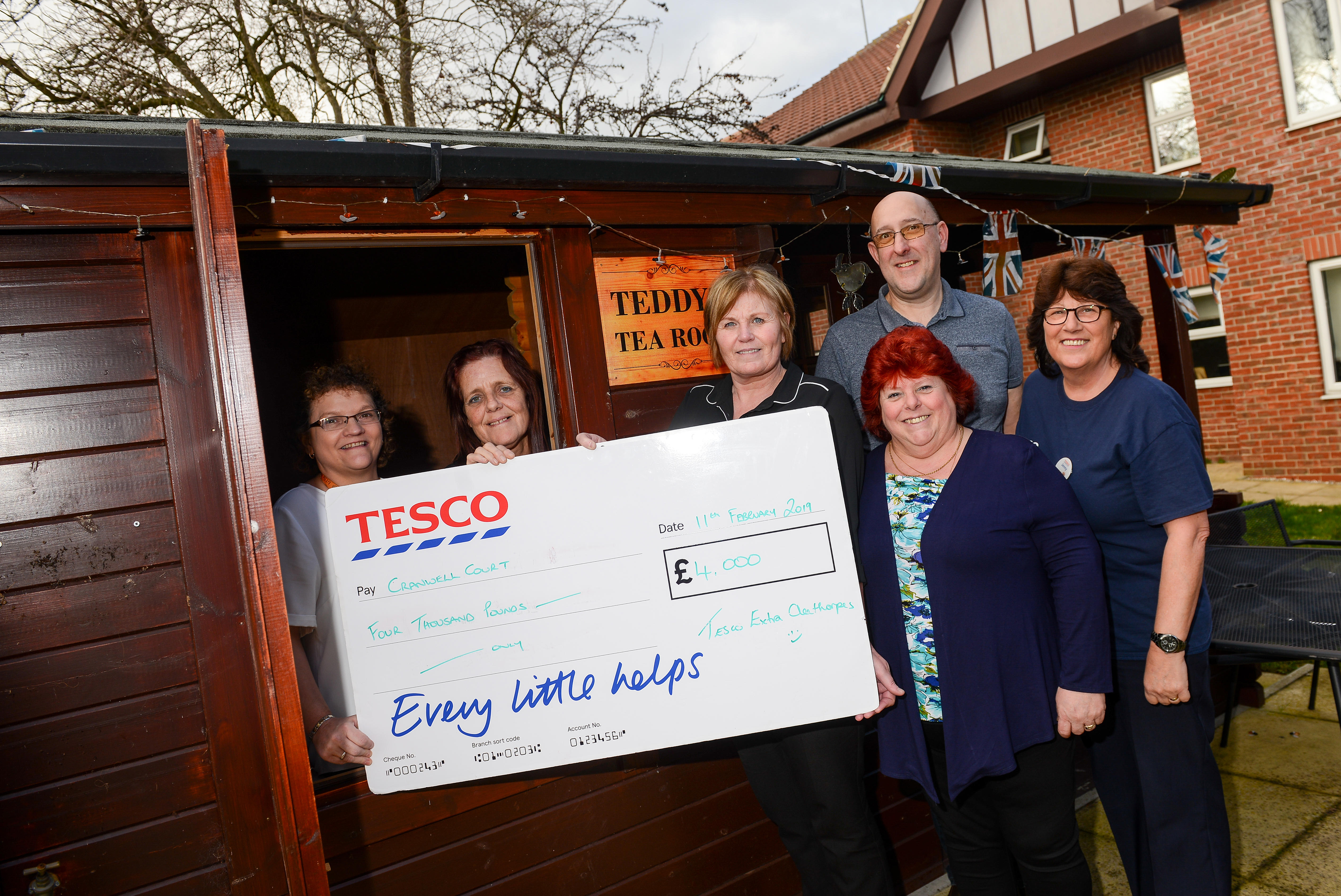 Dementia care scheme ‘bags’ Tesco grant to help residents grow
