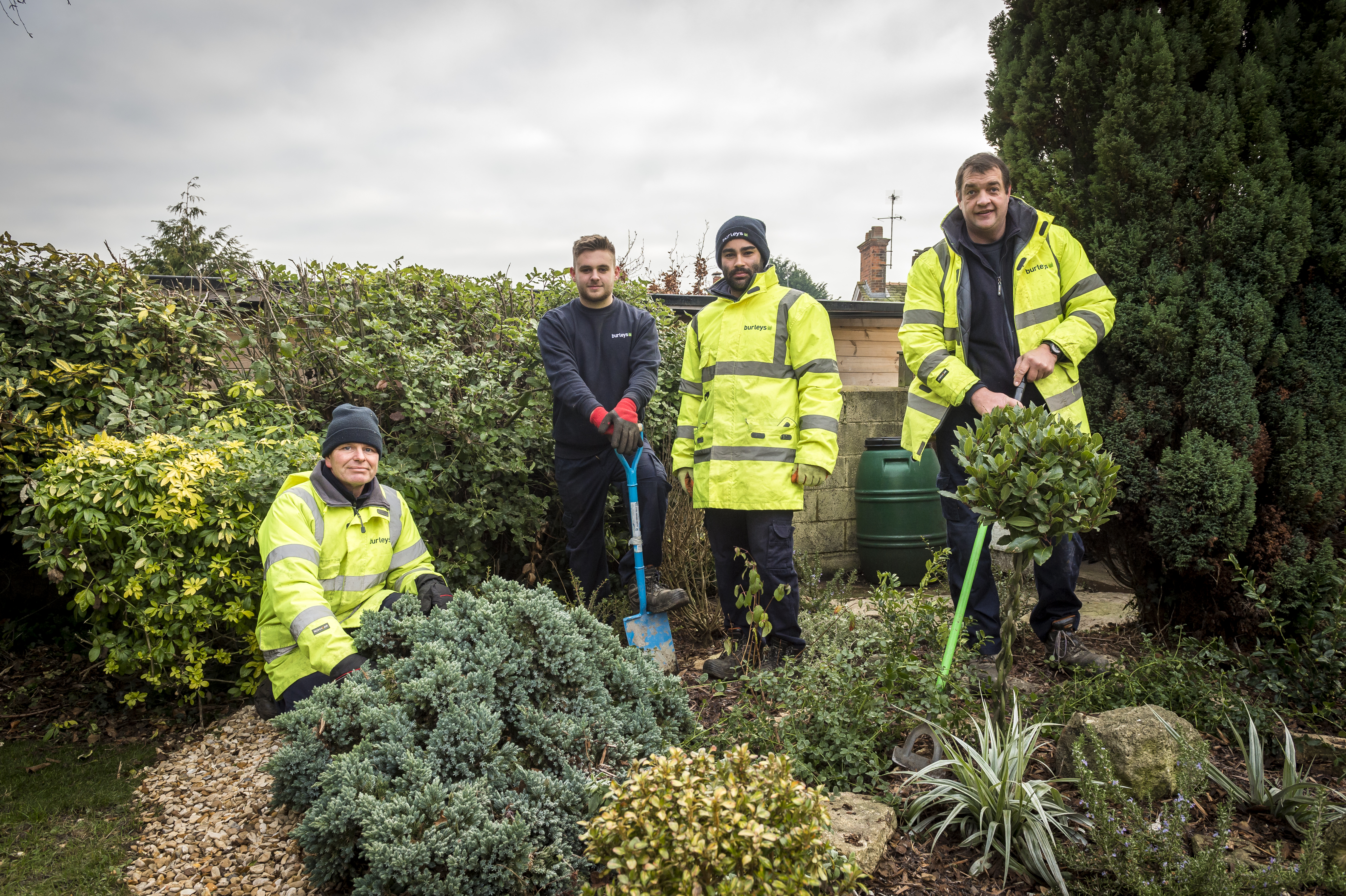 Four men working for Burleys