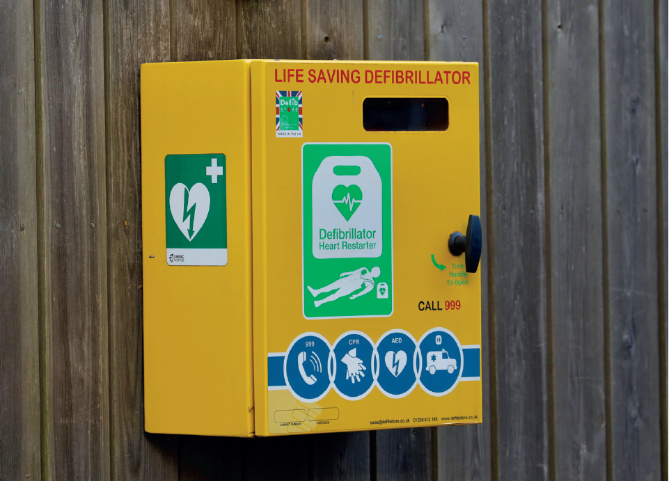 Defibrillator